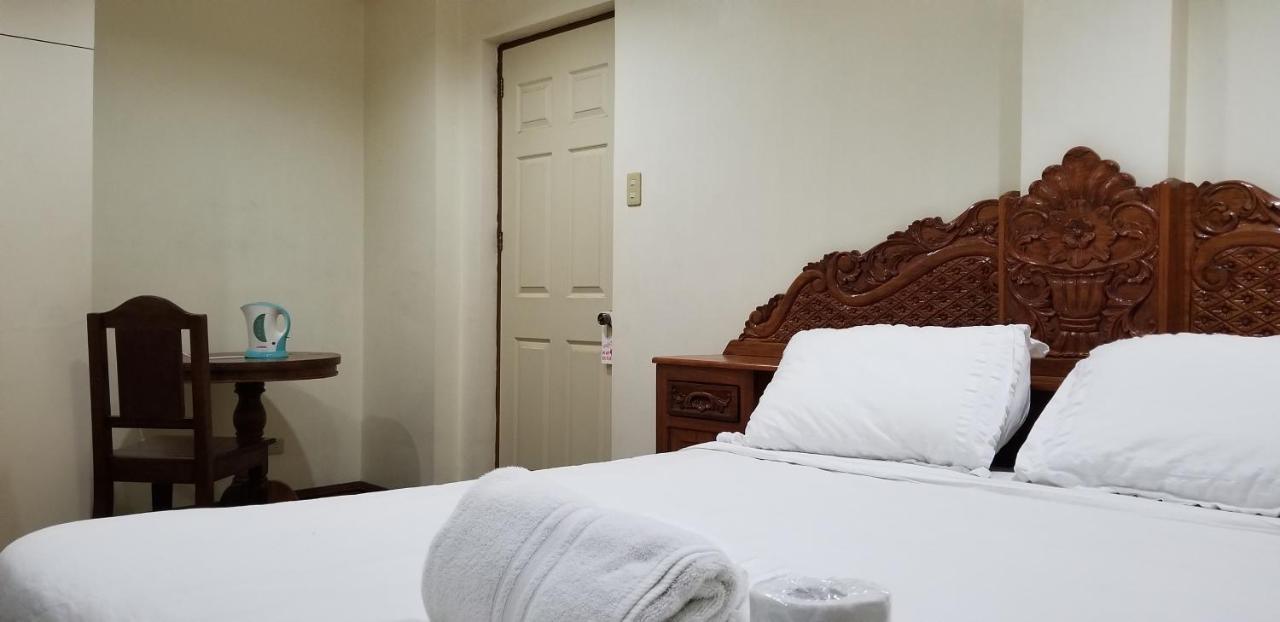 Buenavista Family Inn Tagudin Bagian luar foto