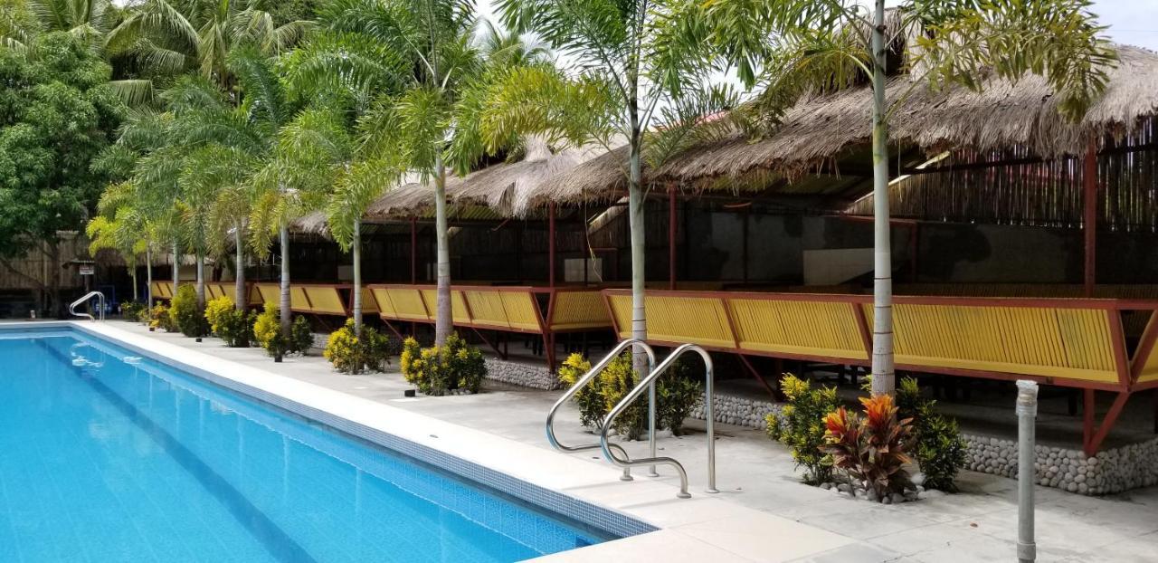 Buenavista Family Inn Tagudin Bagian luar foto